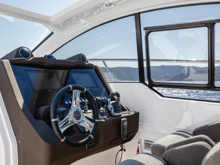 Yacht hire Podstrana cheap Azimut Atlantis 45