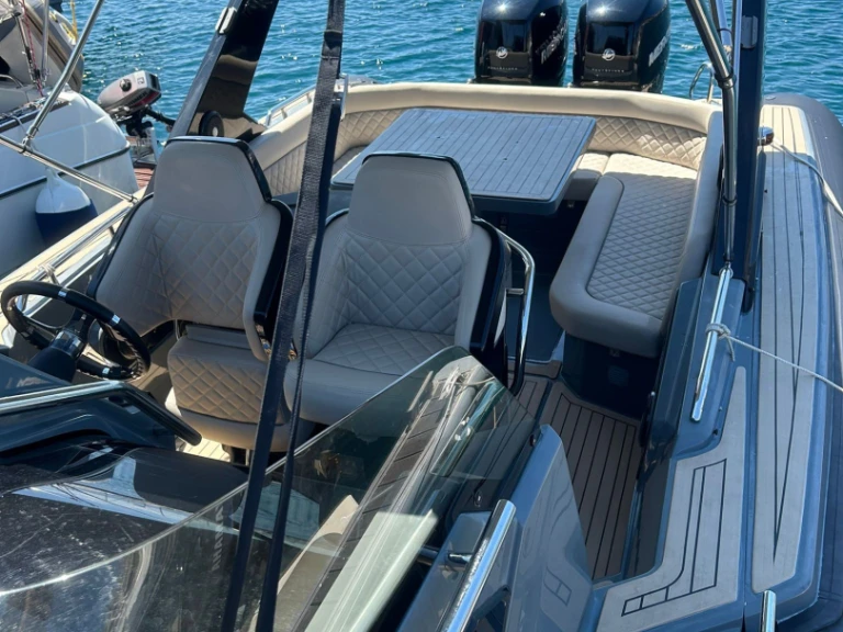 Yacht charter Ajaccio - Salpa Salpa Soleil 33 on SamBoat