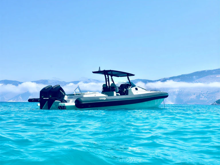 Yacht hire Charakas cheap Cabin 36