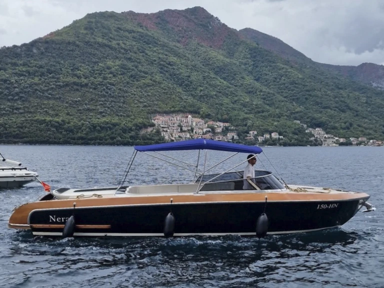 Motorboat to hire Portonovi at the best price