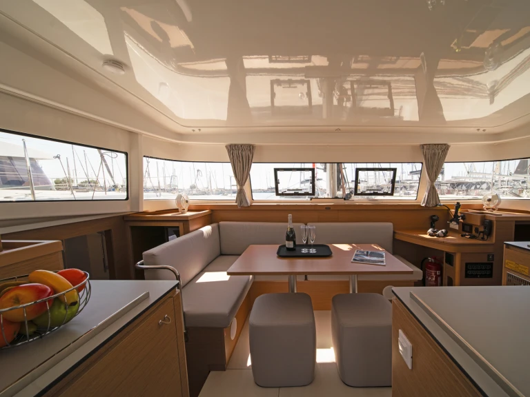 Yacht hire Paros (Island) cheap Excess 11