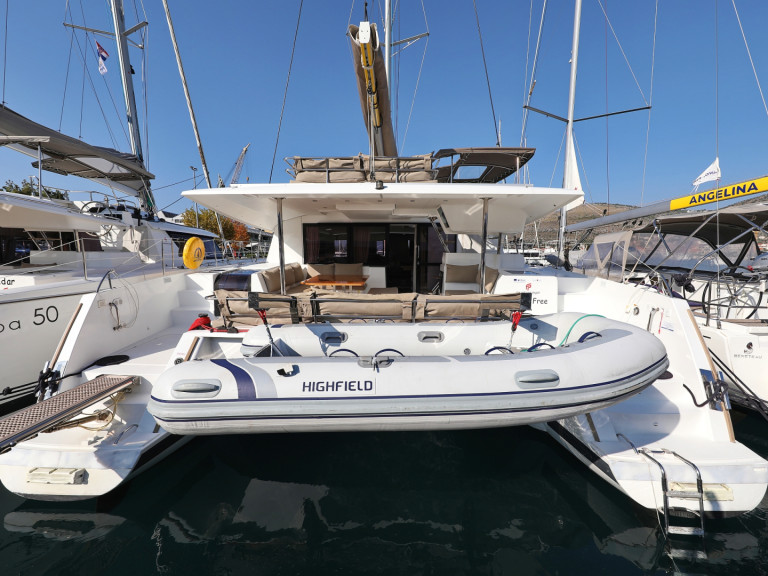 Catamaran to hire Rogoznica at the best price