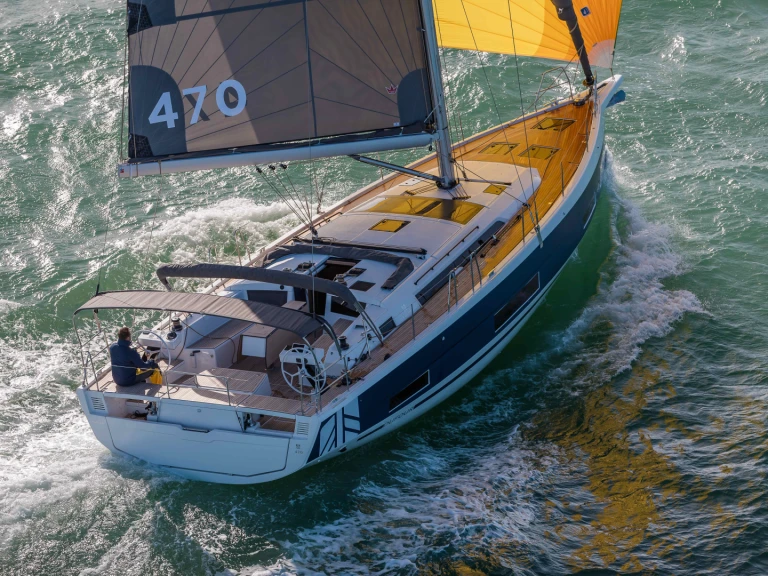 Sailboat hire in Saint-Raphaël - Dufour Dufour 470