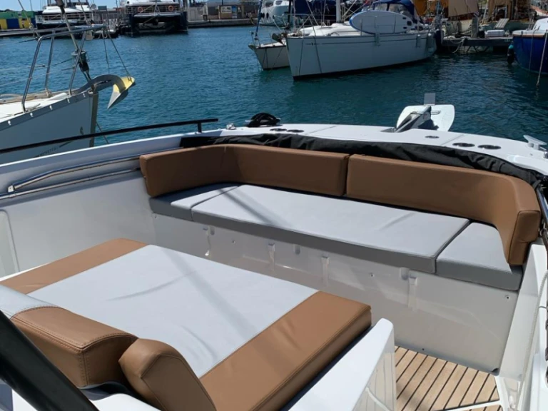 Yacht hire Saint-Raphaël cheap Flyer 9