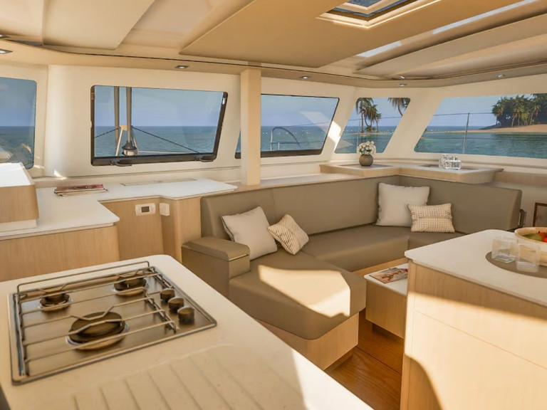 Charter a Fountaine Pajot Fountaine Pajot FP 41 Quatuor 4 in Lávrio on Samboat