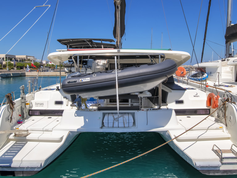 Yacht charter Rhodes (City) - Lagoon Lagoon 42 on SamBoat