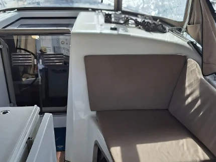 Hire Sailboat with or without skipper Jeanneau Pálairos