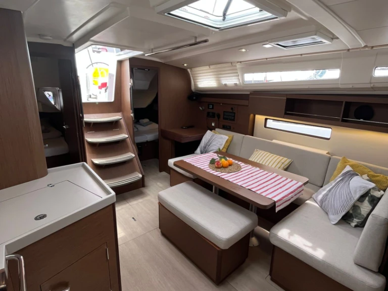 Bénéteau Oceanis 40.1 charter bareboat or skippered in  Pomer