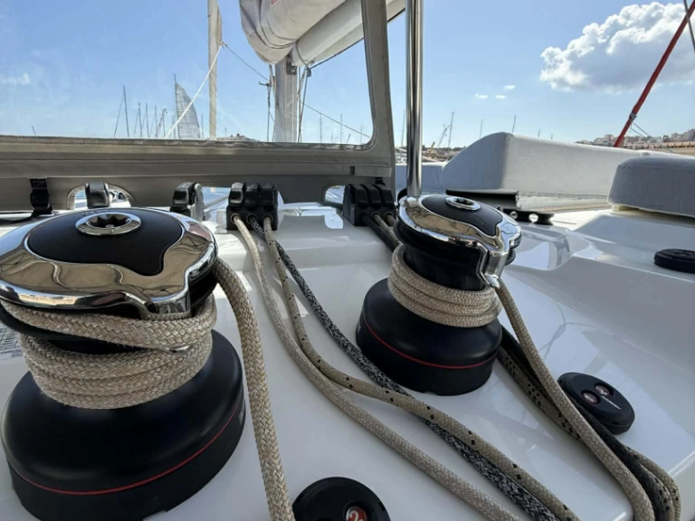 Charter a Lagoon Lagoon 43 in Préveza on Samboat