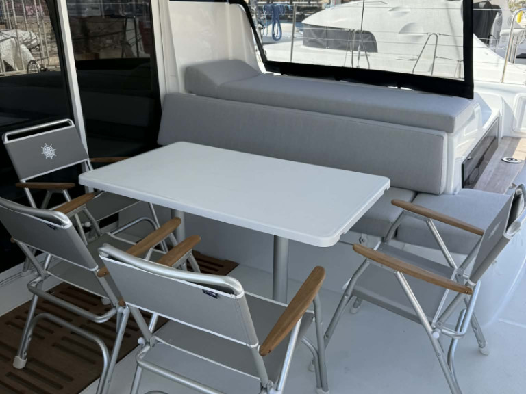 Hire Catamaran with or without skipper Lagoon Préveza
