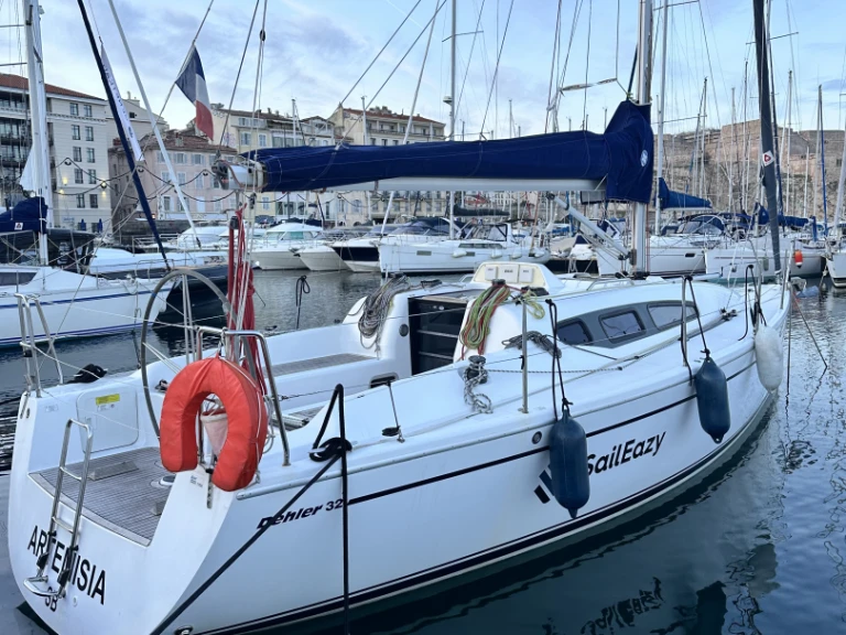Yacht charter Marseille - Dehler Dehler 32 on SamBoat