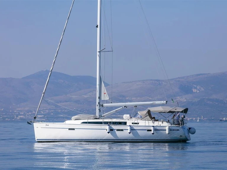 Sailboat hire in Messina - Bavaria Bavaria 46 Cruiser