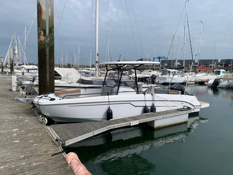 Motorboat hire in La Turballe - Bénéteau Flyer 8.8 SPACEdeck