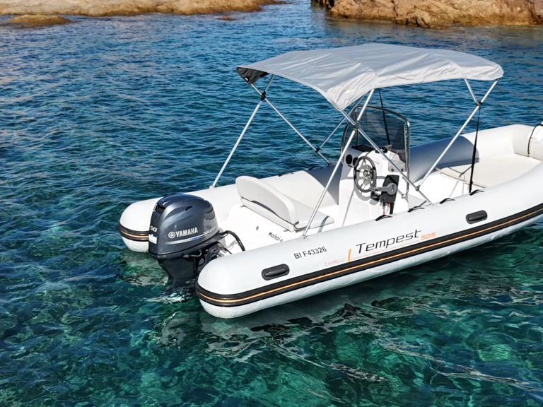 RIB hire in Galéria - Capelli Tempest 505 Easy