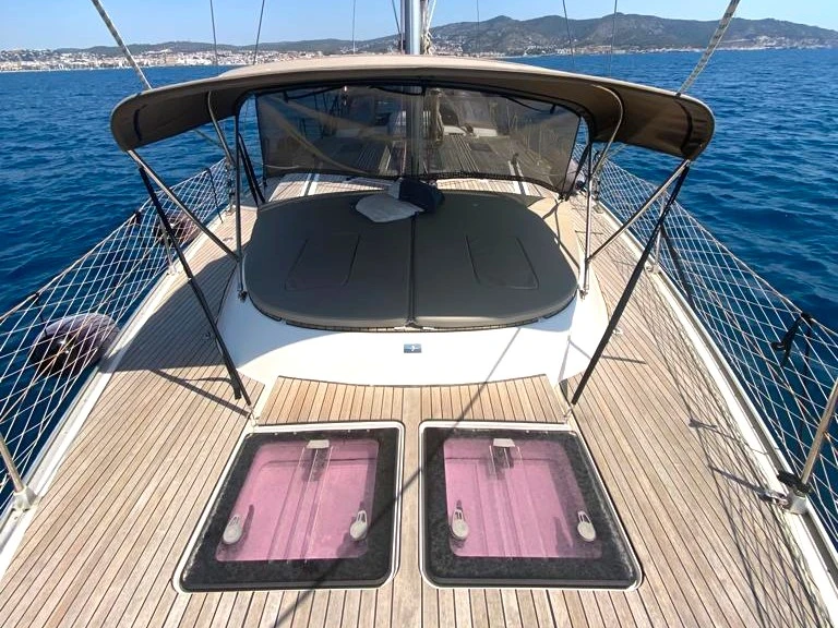 Sailboat hire in Sitges - Bavaria Bavaria 45 Cruiser