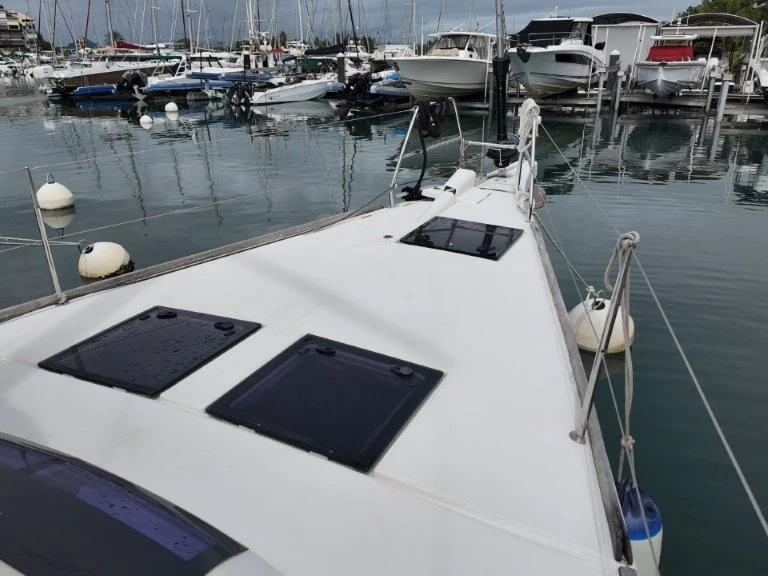 Yacht hire La Seyne-sur-Mer cheap Dufour 520 Grand Large