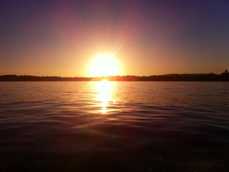 Motorboat to hire Antibes at the best price