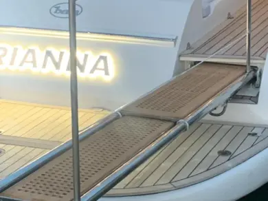 Hire a Baia Flash 48 Castellammare di Stabia