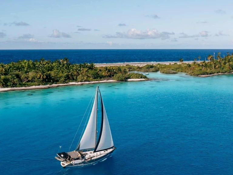 Charter a Jeanneau Sun Odyssey 45.2 in Port Denarau Marina on Samboat