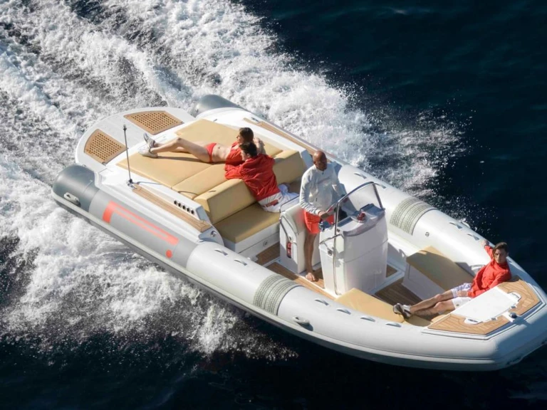 Hire RIB with or without skipper Pirelli Porto Rotondo