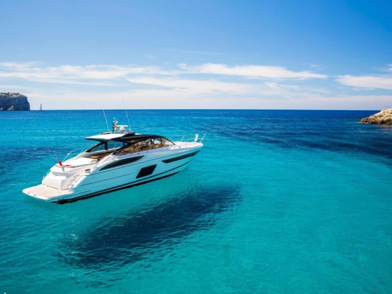 Hire Motorboat Princess with a boat licence