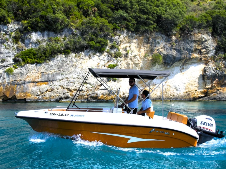 Yacht hire Psarou cheap Ω53