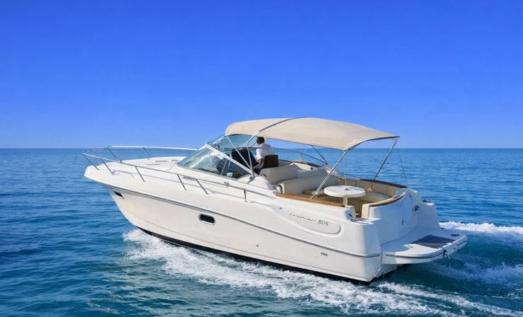 Hire a Jeanneau Leader 805 Mandelieu-la-Napoule