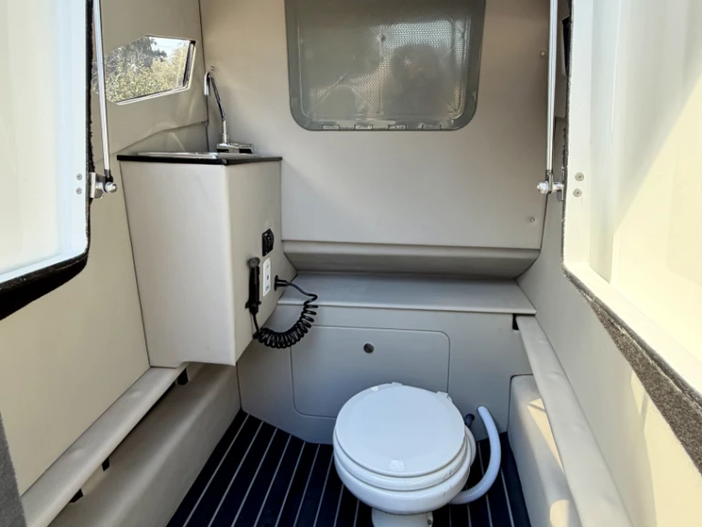 Yacht charter Corfu - Mazziena 26SP on SamBoat