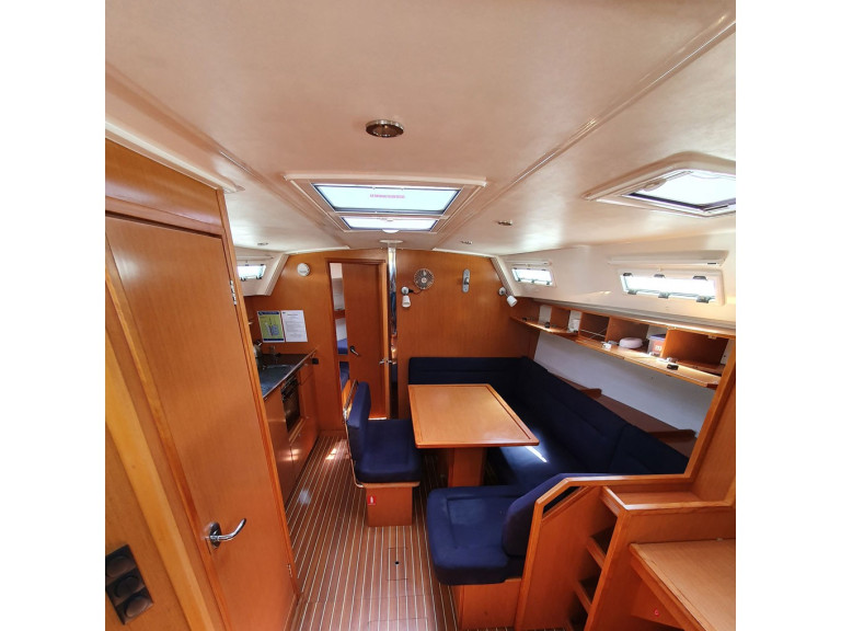 Yacht charter Lefkáda - Bavaria Bavaria 40 on SamBoat