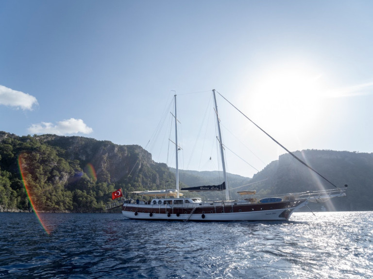 Yacht charter Fethiye -  Gulet Queen Lila on SamBoat