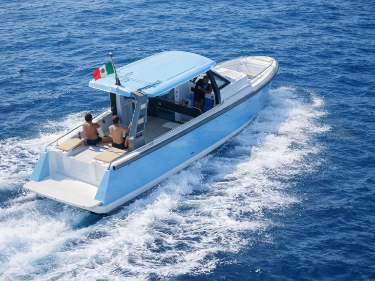Motorboat to hire Sorrento at the best price