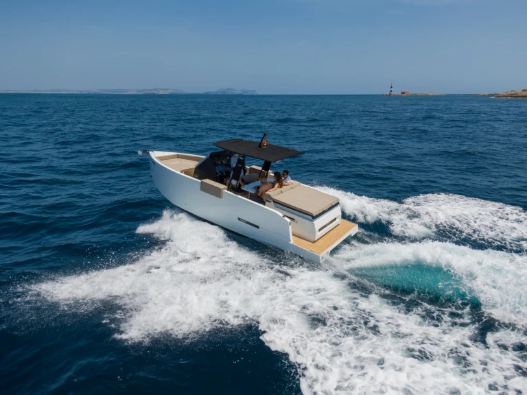 Yacht hire Spain cheap D28 "Loki"