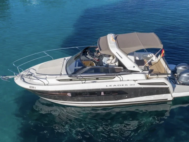 Charter a Jeanneau Leader 10 in Palma de Mallorca on Samboat