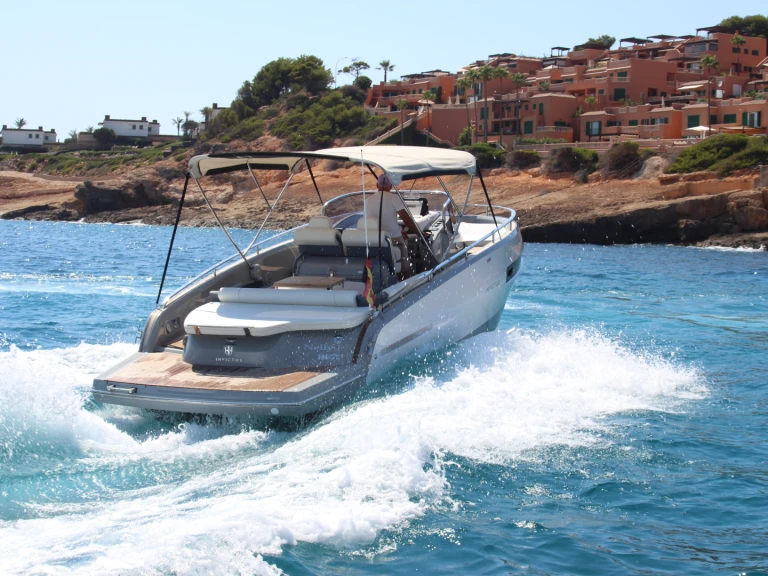 Invictus  280 GT charter bareboat or skippered in  El Toro