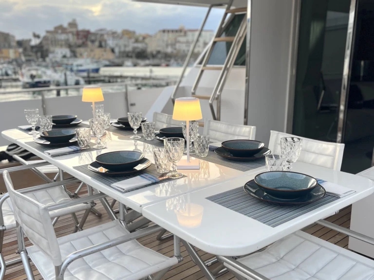 Yacht charter Porto Termoli - Ghibli Ghibli 19 on SamBoat