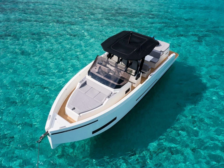 Yacht hire Marina Botafoch cheap D32