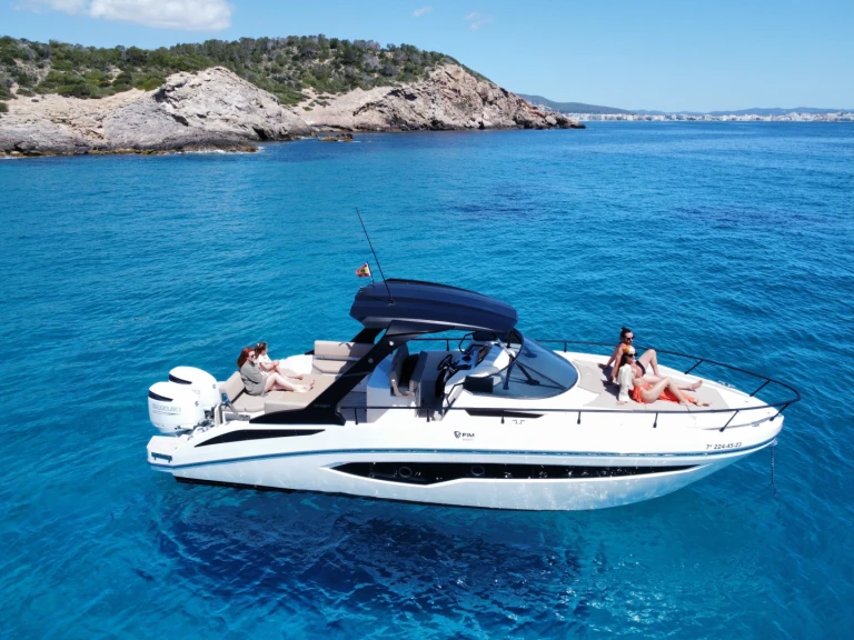 Hire Motorboat with or without skipper FIM Marina Botafoch