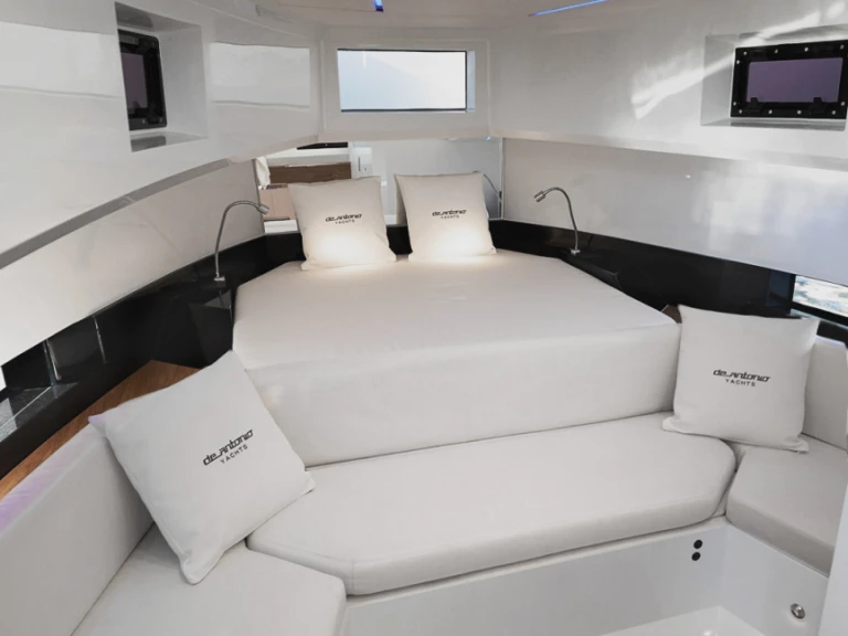 Charter a De Antonio d36 in Marina Botafoch on Samboat