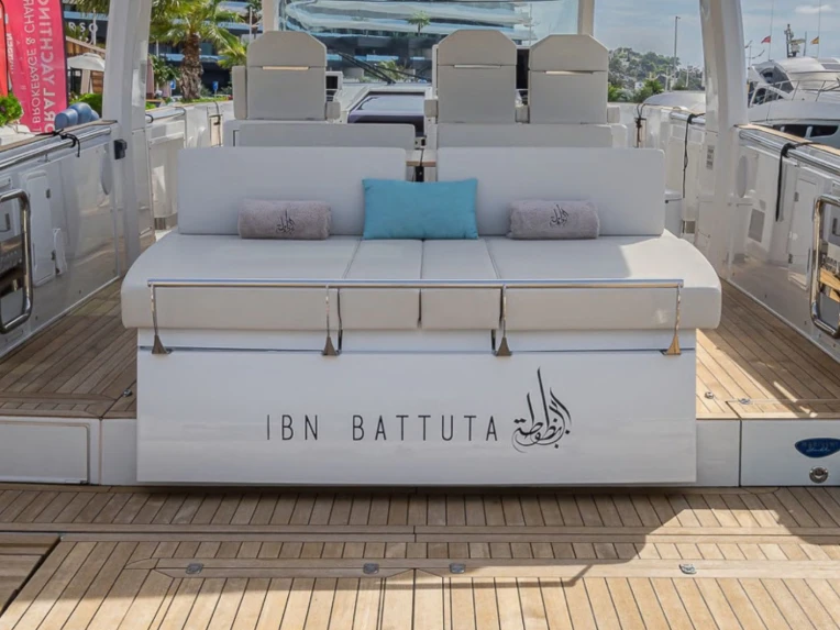 Hire a Fjord Fjord 41 XL Santa Eulària des Riu