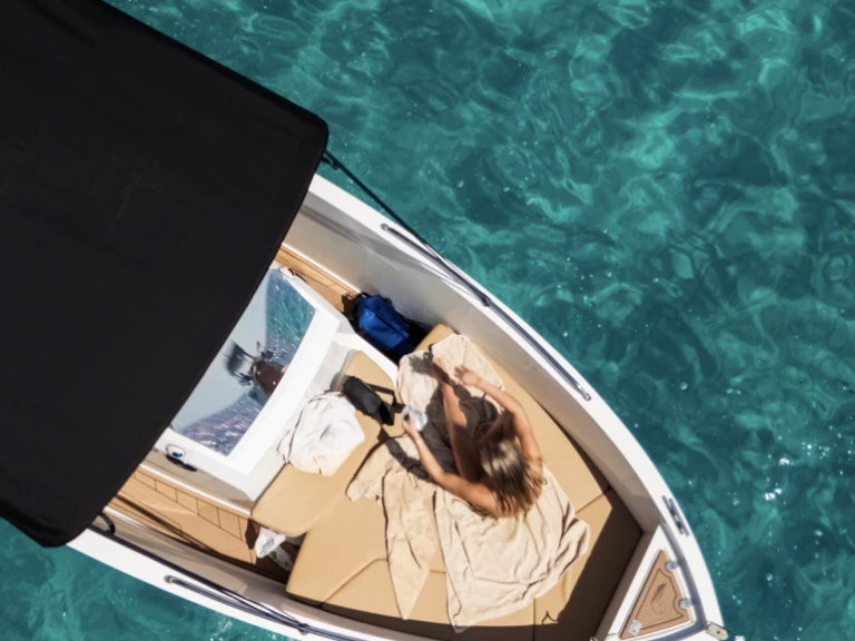 Yacht charter s'Estanyol de Migjorn - Cattleya X6 on SamBoat