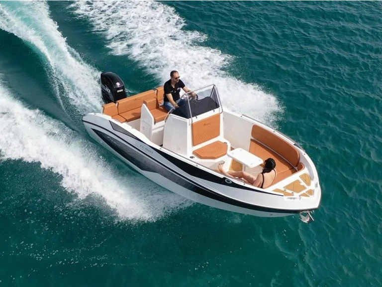 Hire Motorboat with or without skipper Nireus Marbella