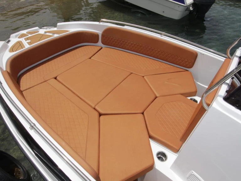 Motorboat to hire Marbella at the best price