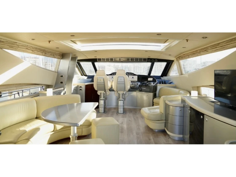 Bayliner Alfamarine 78 HT charter bareboat or skippered in  Marsala