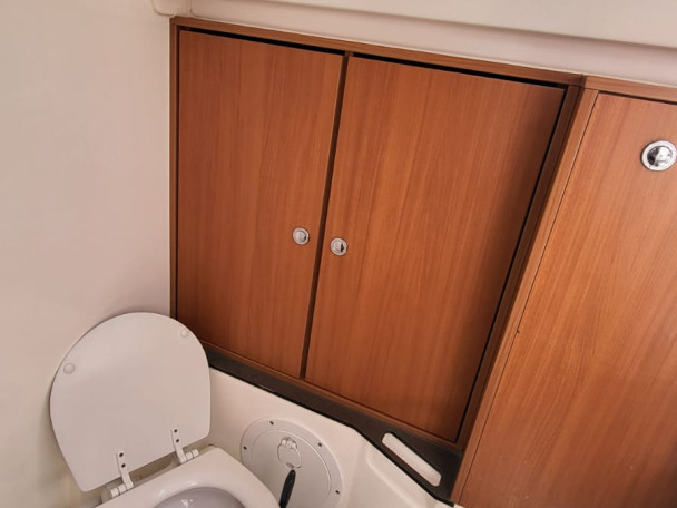 Sailboat hire in Trogir - Bavaria Cruiser 36