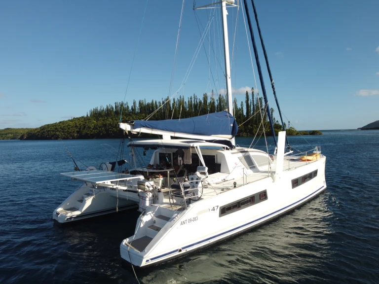 Hire Catamaran with or without skipper Catana Nouméa