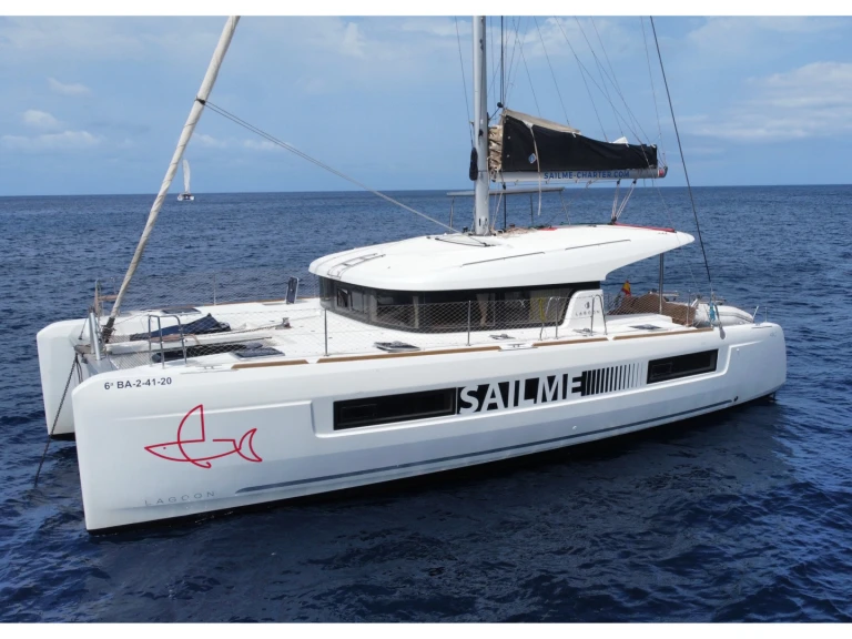 Yacht hire San Miguel De Abona cheap Lagoon 40