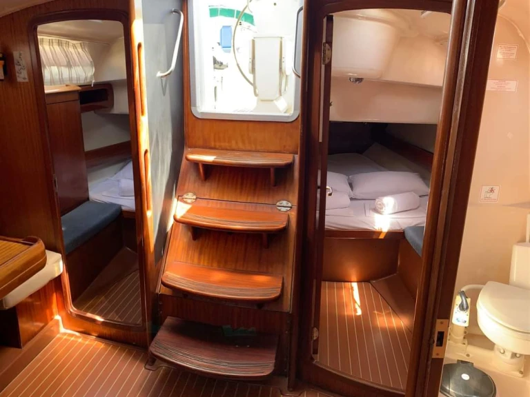 Yacht charter Volos - Bavaria Bavaria 38 on SamBoat