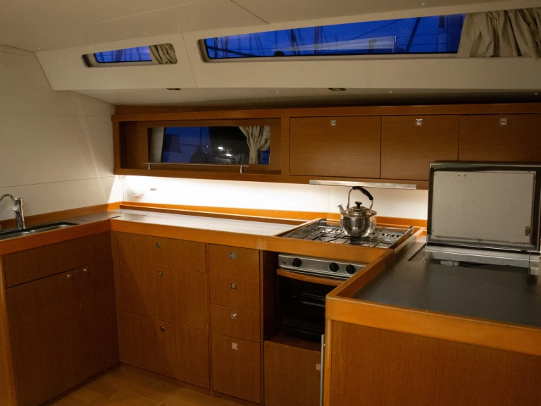 Hire Sailboat Bénéteau with a boat licence