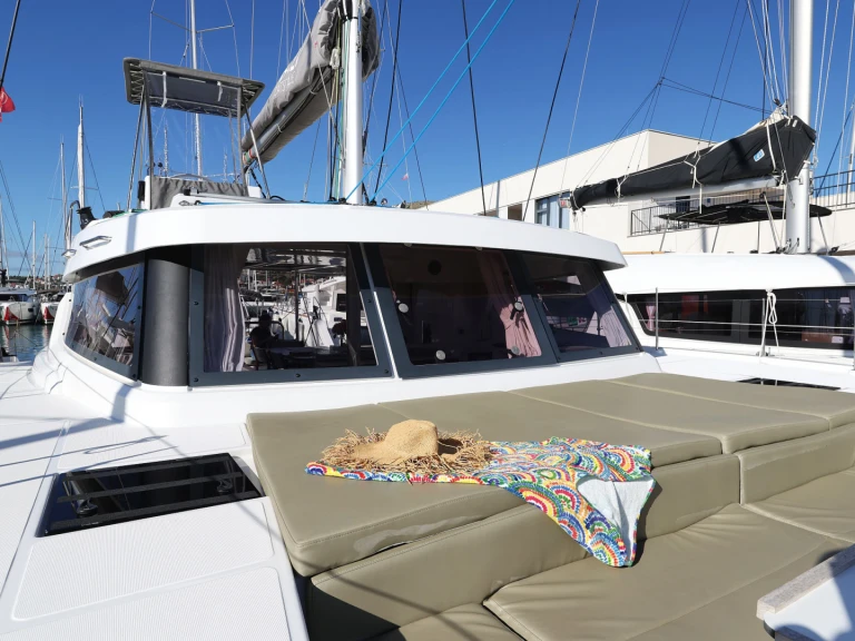 Charter a Bali Bali Catspace Voile in Seget Donji on Samboat