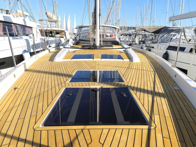 Hire Sailboat Hanse with a boat licence